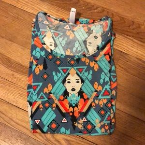 Lularoe Perfect T Pocahontas